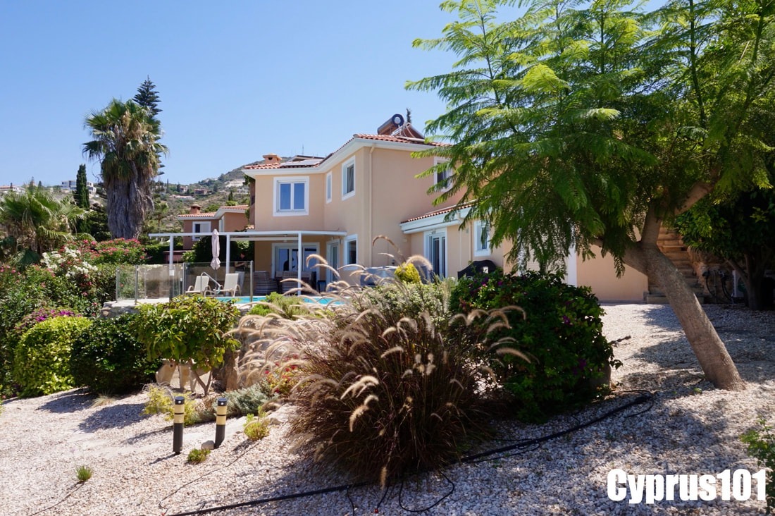 Stylish 3-Bedroom Tala Villa With Stunning Sea Views – MLS 1396