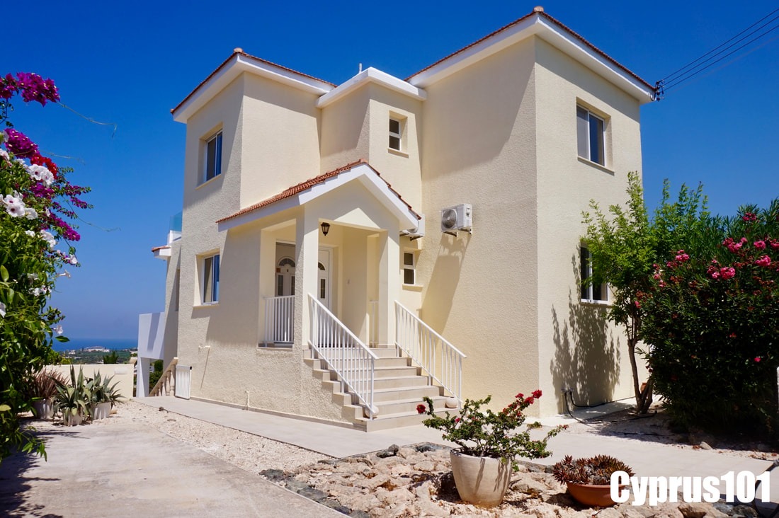 4 Bedroom Detached Residence With Magnificent Sea & Mountain Views, Sea Caves – MLS 1397