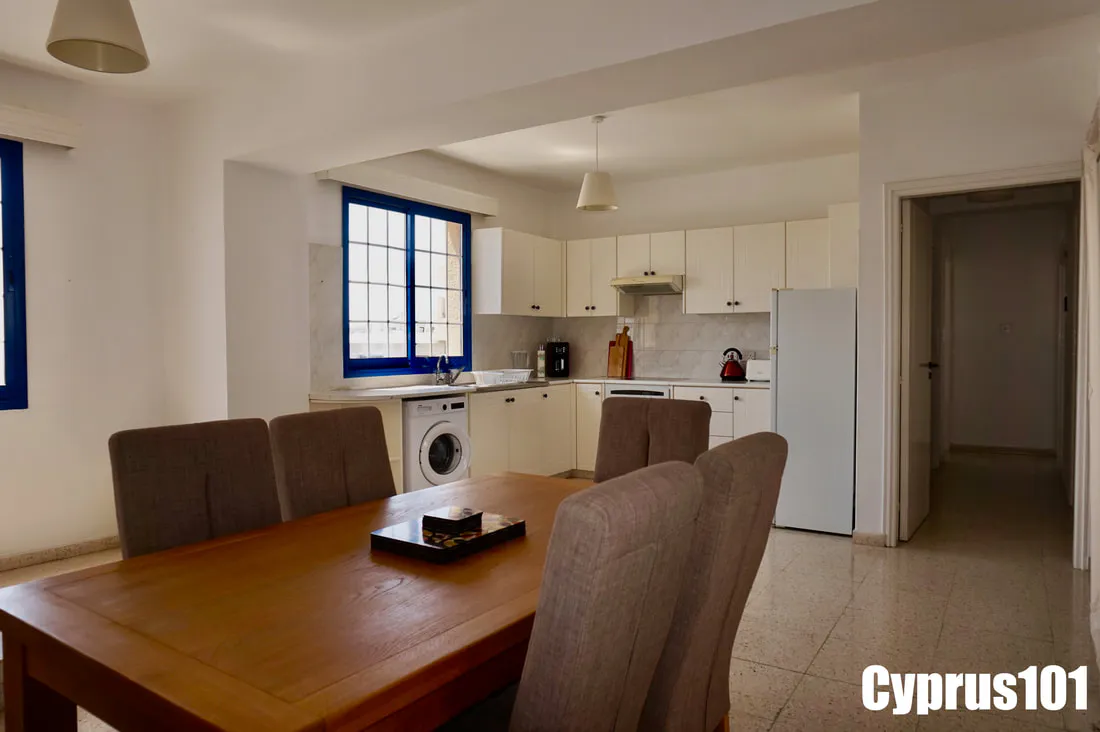 Spacious 3 Bed Apartment in Central Location, Paphos – MLS 1401