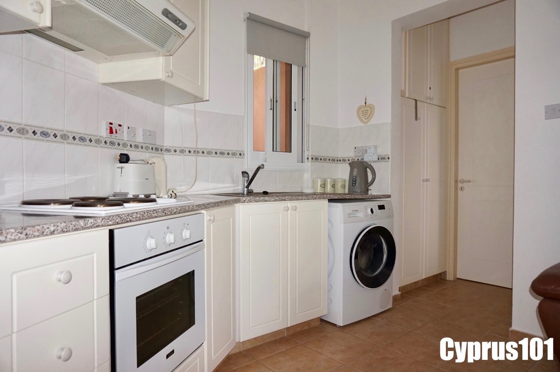 One Bedroom Ground Floor Apartment in Prestigious Hillside Development, Tala – MLS 1406