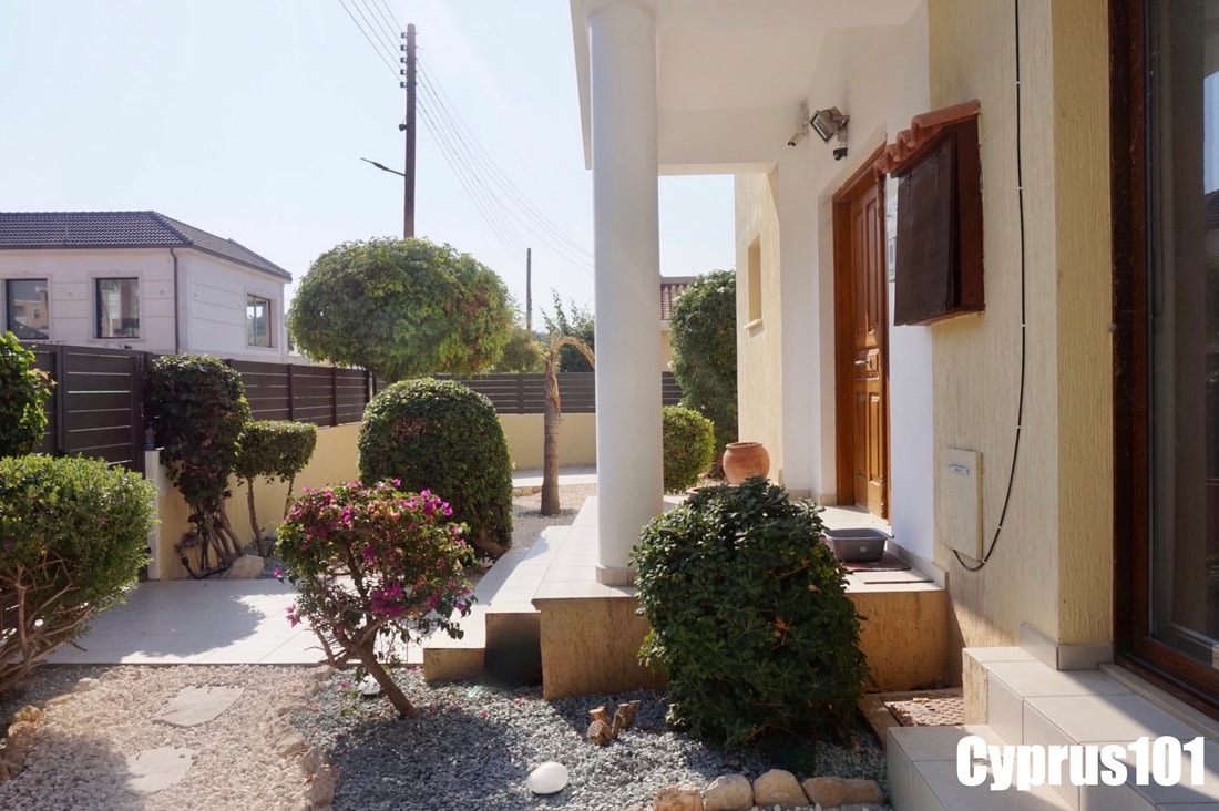 Stylish 3 Bedroom Home in Desirable Village of Tala, Paphos – MLS 1402