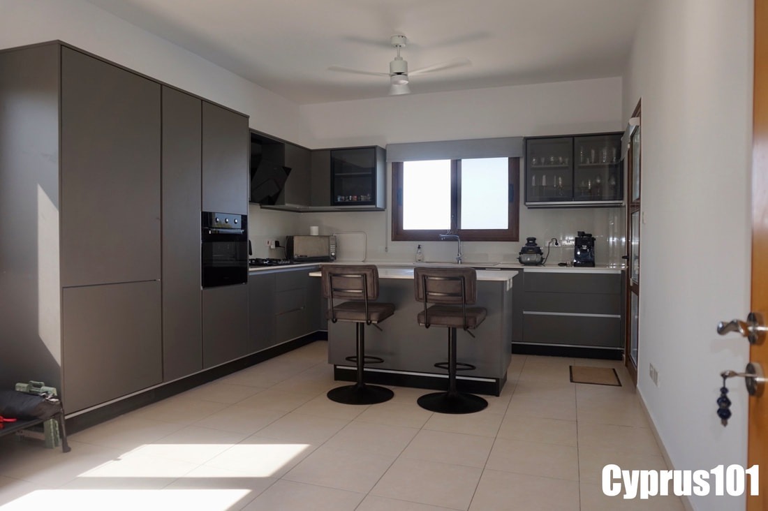Stylish 3 Bedroom Home in Desirable Village of Tala, Paphos – MLS 1402