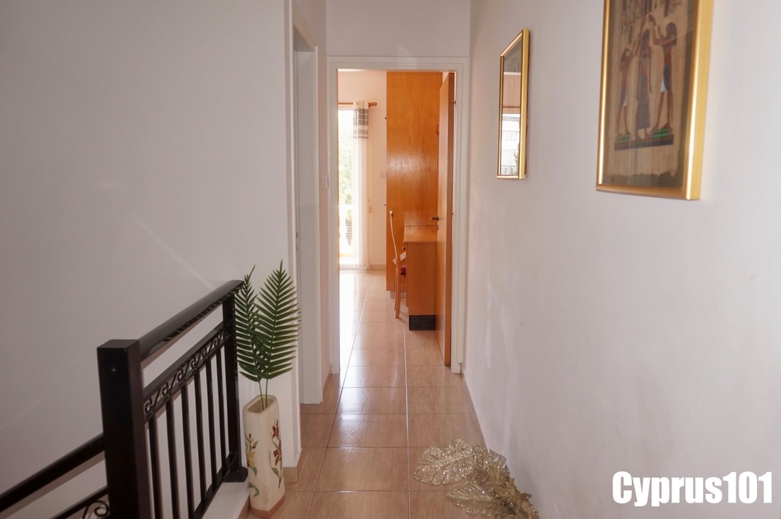 Beautifully Presented 2 Bedroom Townhouse in Prime Location, Kato Paphos – MLS 1399