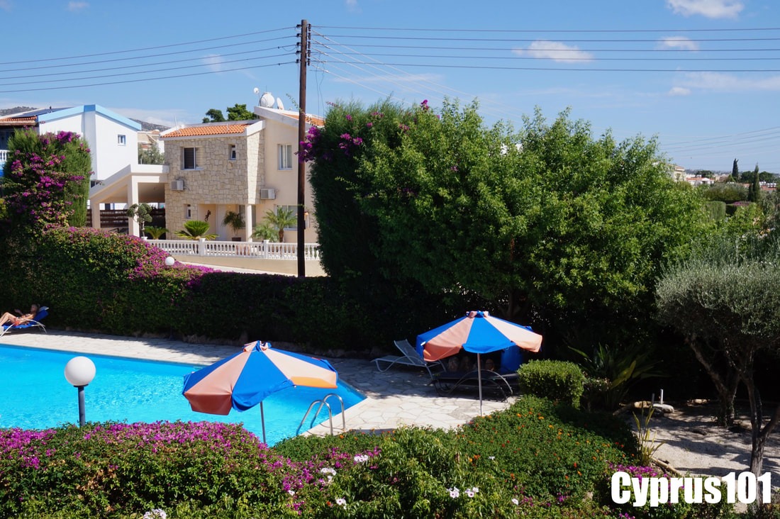 Well Presented 2 Bedroom Townhouse, Peyia – MLS 1409