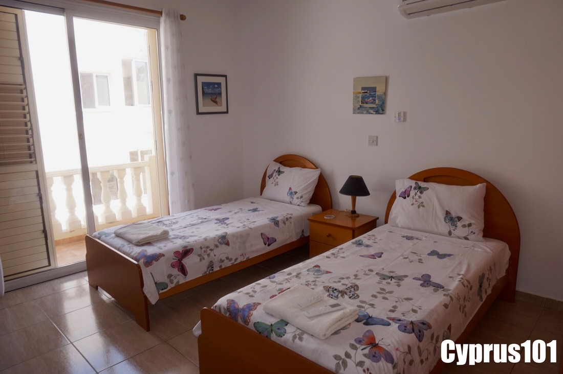 Beautifully Presented 2 Bedroom Townhouse in Prime Location, Kato Paphos – MLS 1399