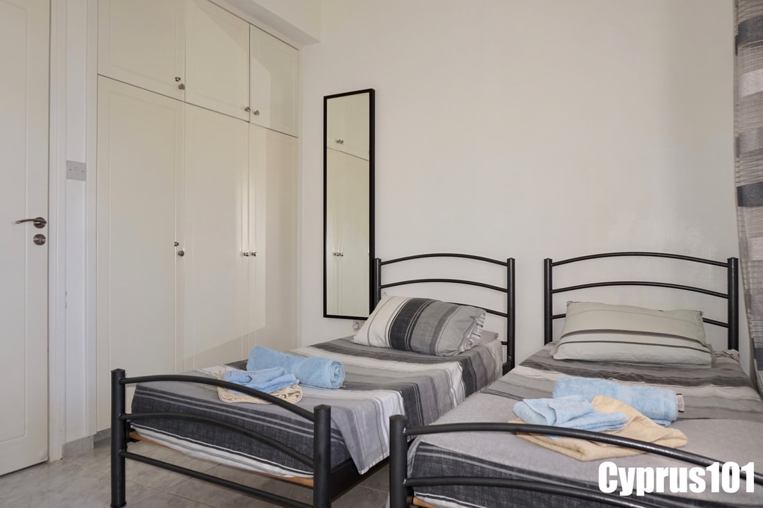 Well Presented 2 Bedroom Townhouse, Peyia – MLS 1409