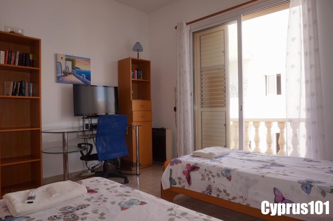 Beautifully Presented 2 Bedroom Townhouse in Prime Location, Kato Paphos – MLS 1399