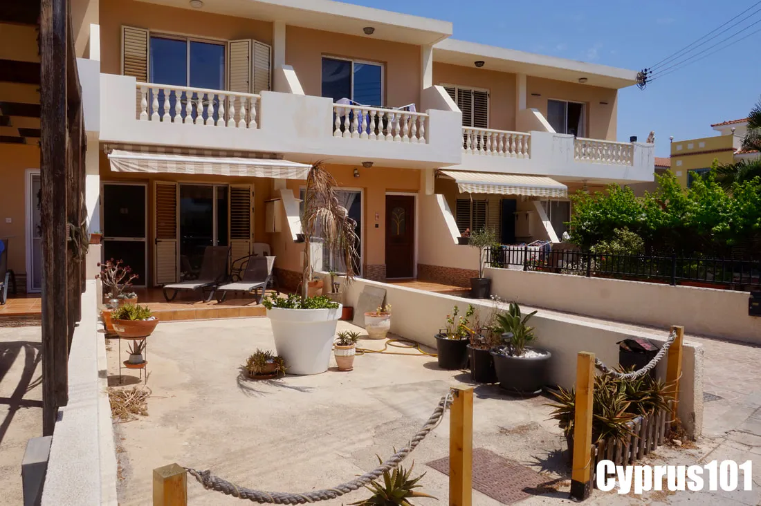 Beautifully Presented 2 Bedroom Townhouse in Prime Location, Kato Paphos – MLS 1399