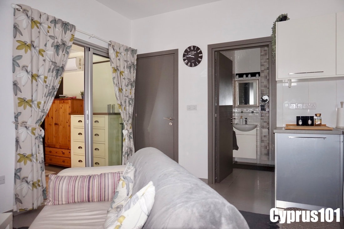 Immaculate 2 Bedroom Villa Plus Annex with Panoramic Views, Armou – MLS 1410