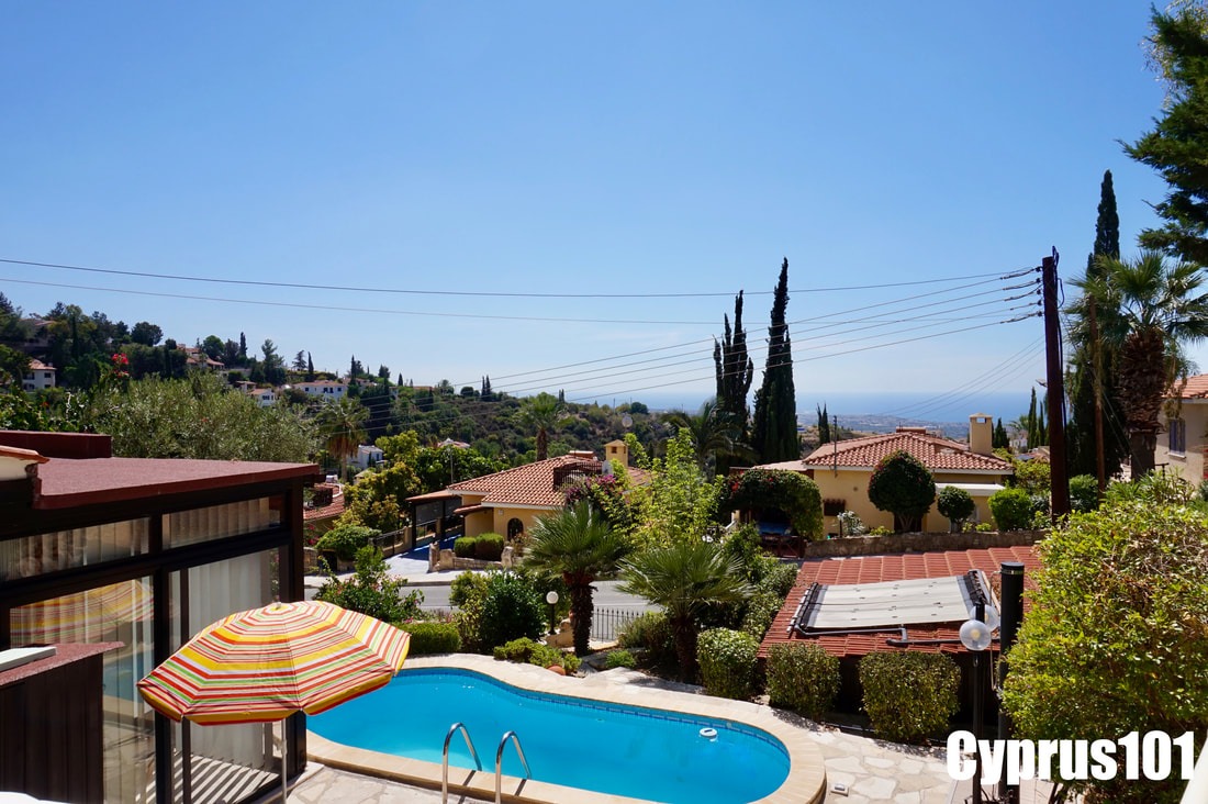 Beautifully Presented 2 Bedroom Bungalow in Prestigious Kamares – MLS 1411